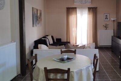 DinningTable1